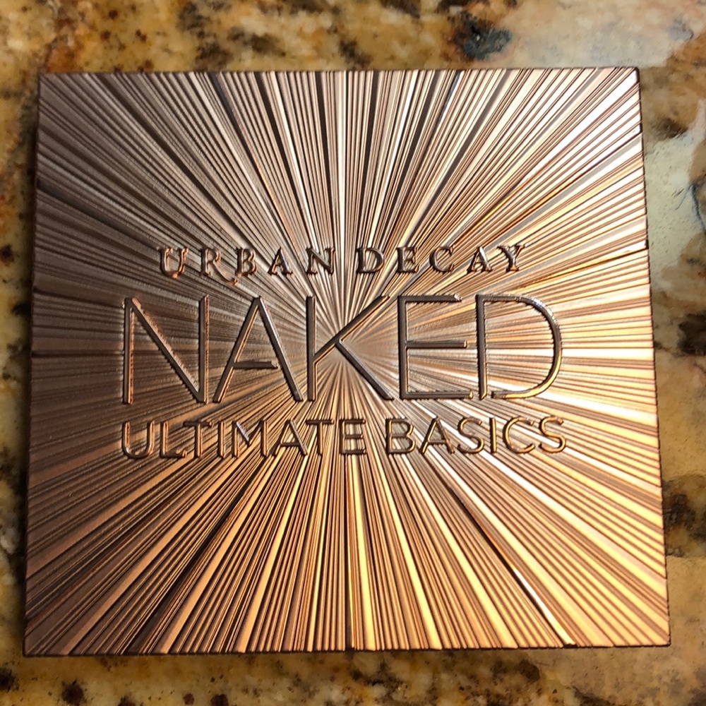 Urban Decay Naked Basics Brand New in Box